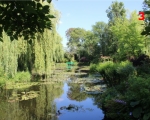 03_monets-garden